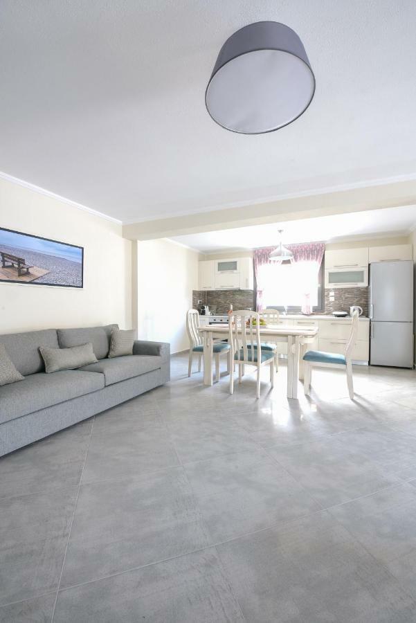 W1 Rooms Kavála Luaran gambar